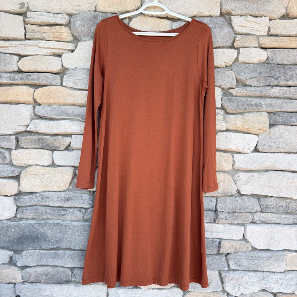 wool& Rowena Merino Wool Swing Dress Cinnamon M Long Minimalist Quiet Luxury